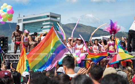 Marchas Del Orgullo Gay En Colombia