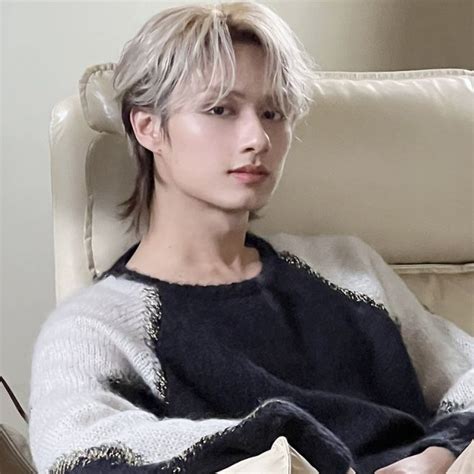 Pin By Nica On Svt Members ♡ Seventeen Junhui Seventeen Jun Seventeen