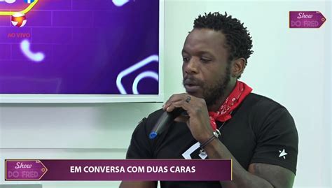 Rapper Duas Caras Reage Em Torno Do Pol Mico Abandono Da Sua Fam Lia