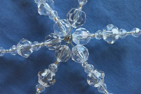 Howsewears Beaded Snowflakes Tutorial