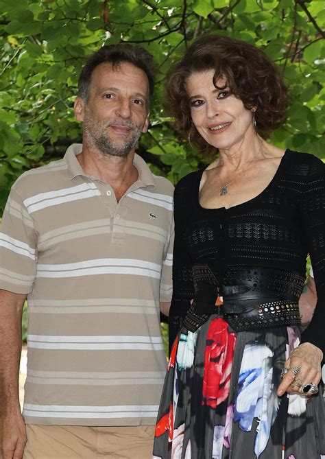 Photo Mathieu Kassovitz Et Fanny Ardant Au Photocall Du Film Les