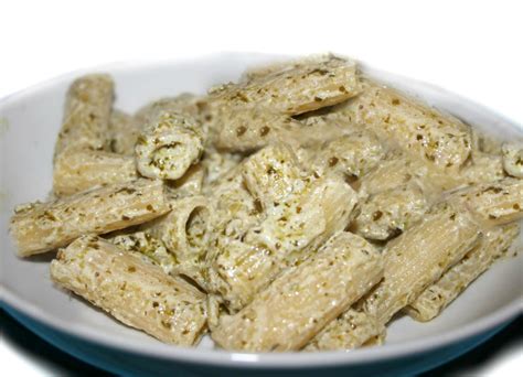 Pasta Con Pesto Di Noci E Ricotta Sicil Food