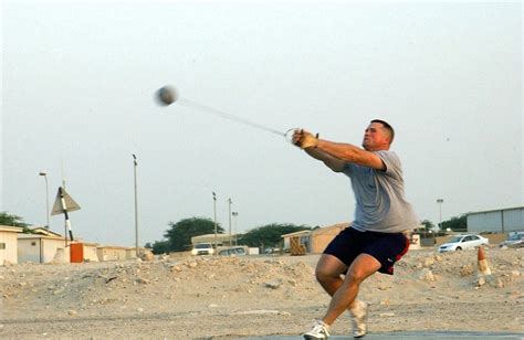 7 Reasons to Learn Hammer Throw in High School - The Track Spikes