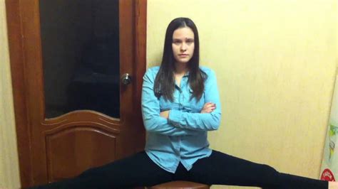 Эпичный шпагат а-ля Жан-Клод Ван Дамм - YouTube