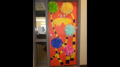 Dr Seuss Door Decorations 2018 Youtube