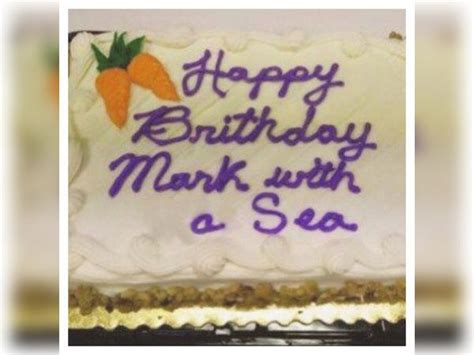 40 Hysterical Cake Mistakes That Went Viral Around The Web Cake Writing Funny Cake Cake Wrecks