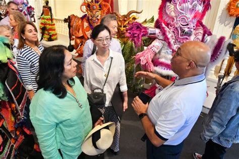 Alcalde Kelvin Cruz Agradece Al Pa S Su Visita Y Respaldo Al Carnaval