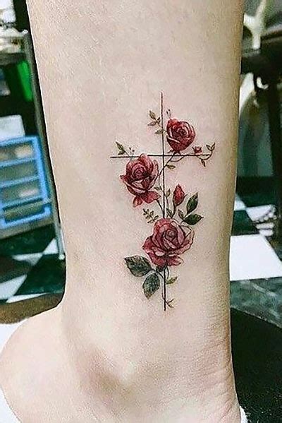 35 Beautiful Rose Tattoos For Women And Meaning The Trend Spotter