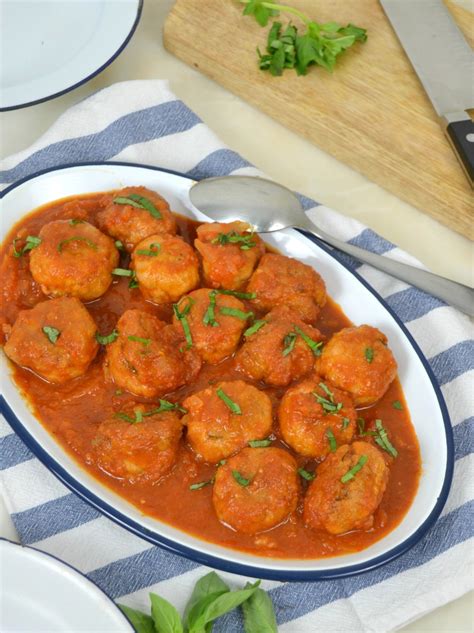 Alb Ndigas Con Salsa De Tomate Receta F Cil Juanan Sempere