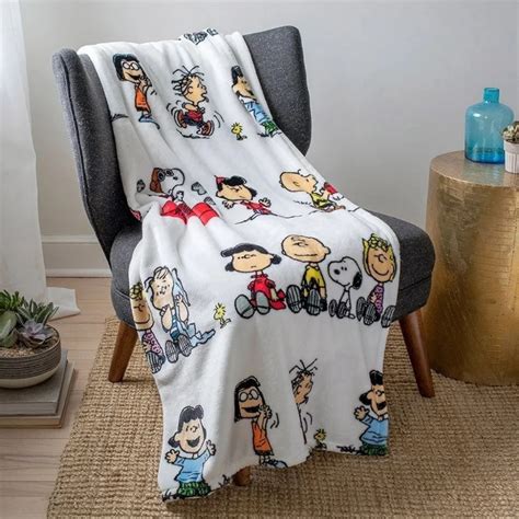 Peanuts Charlie Brown Gang Velvety Soft Throw Blanket New Mercari Berkshire Blanket Charlie