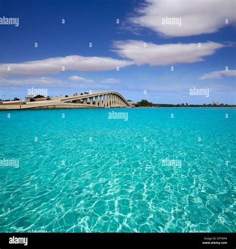 Florida Sanibel island Causeway bridge in USA Stock Photo - Alamy