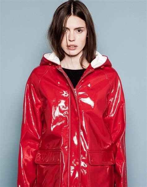 Red Pvc Hooded Raincoat Columbiarainjacketwomensxl Red Raincoat Rain Wear Raincoats For Women