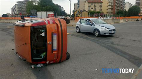 Incidente In Corso Grosseto All Angolo Con Via Venaria E Corso Potenza