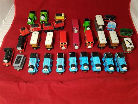 Thomas The Train Lot Thumper Thomas The Train Sc Ruffey 37 Pieces