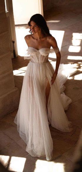 Timeless Wedding Dresses To Lookout Feminine Off The Shoulder Tulle Gown