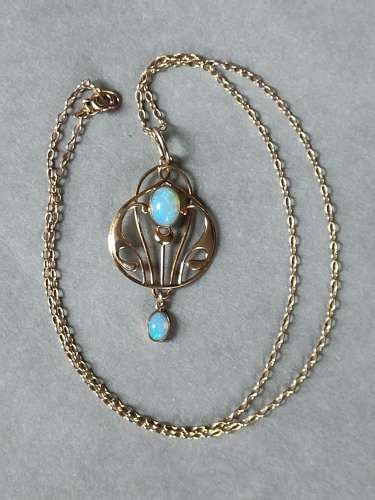 Antique Murrle Bennett Ct Gold Opal Necklace Pendant