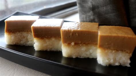 Kuih Pulut Sekaya Seri Muka Gula Merah Egg Custard With Sticky Rice