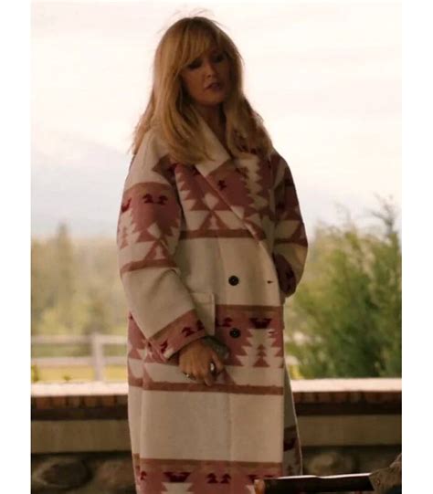 Yellowstone S05 Beth Dutton Coat Kelly Reilly Pink Costume