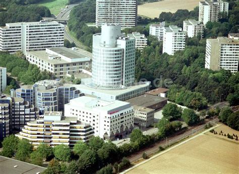 Frankfurt Am Main Aus Der Vogelperspektive B Ro Und Gewerbegebiet An