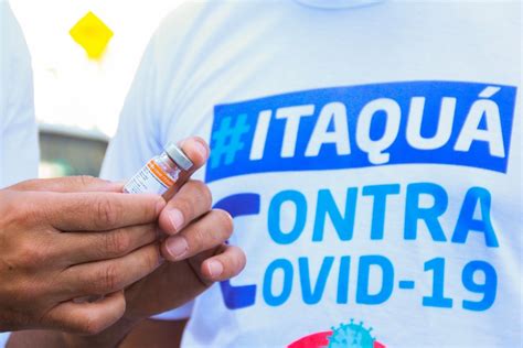 Itaquaquecetuba aplica 4ª dose contra a Covid 19 em moradores acima de