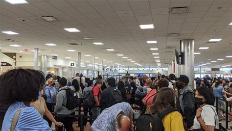 Tsa Will Add Screeners For Expected Summer Travel Boom