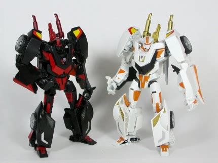 Spotted Online – Custom Transformers Prime Battlechargers – BattleGrip