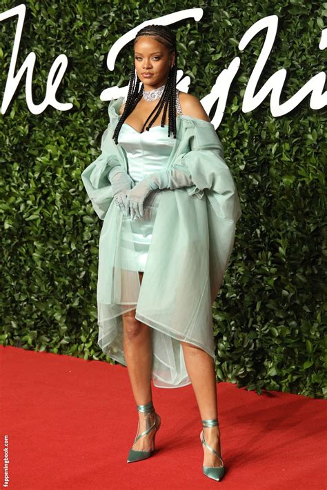 Rihanna Badgalriri Nude The Fappening Photo 1064192 FappeningBook