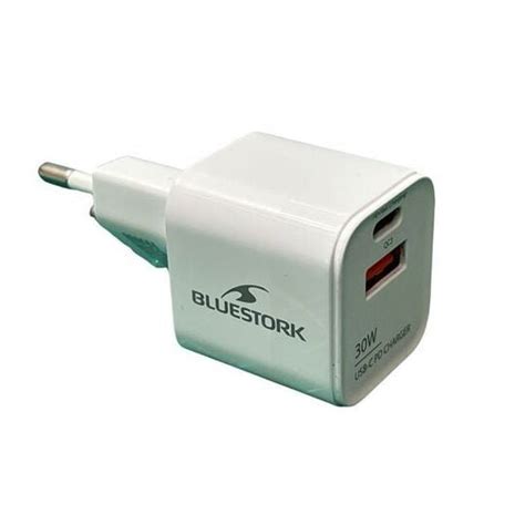 Chargeur maison universelle USB A USB C BLUESTORK à Prix Carrefour