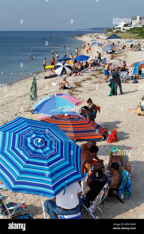 Beach on Long Island Sound, Greenport, New York Stock Photo - Alamy