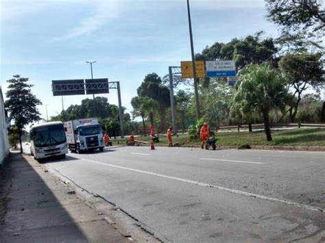 Trecho Urbano Da Br Em Ipatinga Recebe A O De Limpeza E