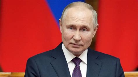 Rusia Putin Firma Ley Que Castiga Con Hasta 5 Años De Prisión