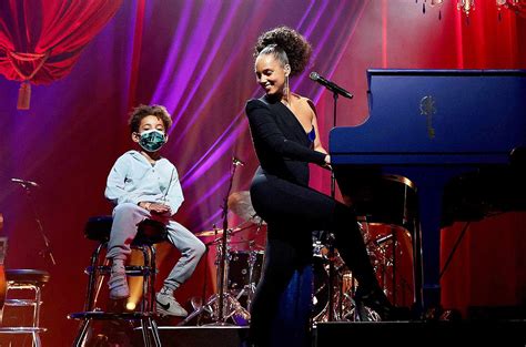 Alicia Keys Brings Son Genesis, 6½, Onstage at N.Y.C. Show