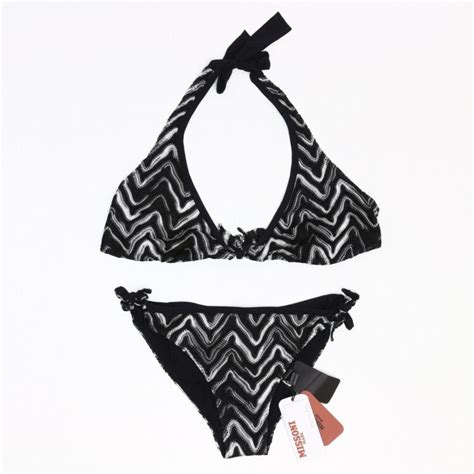 5 Hot Sexy Ellie Maree Bikini Pics