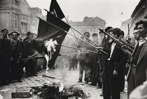 Венгерский мятеж 1956 на фотографиях Эриха Лессинга: humus — LiveJournal