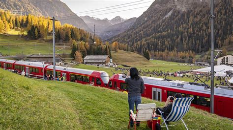 Schweiz Stellt Weltrekord F R L Ngsten Personenzug Der Welt Auf