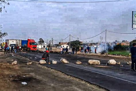 La Libertad 7 Puntos Bloqueados Por Manifestantes En Virú Y Chao Macronorte