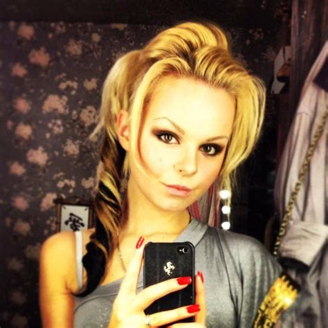 Алиса Вокс (Alisa Vox) Lyrics, Songs, and Albums | Genius