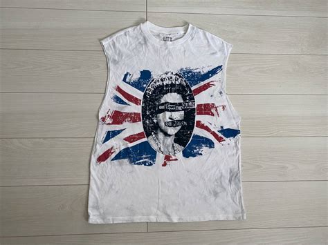 Uniqlo Sex Pistols L