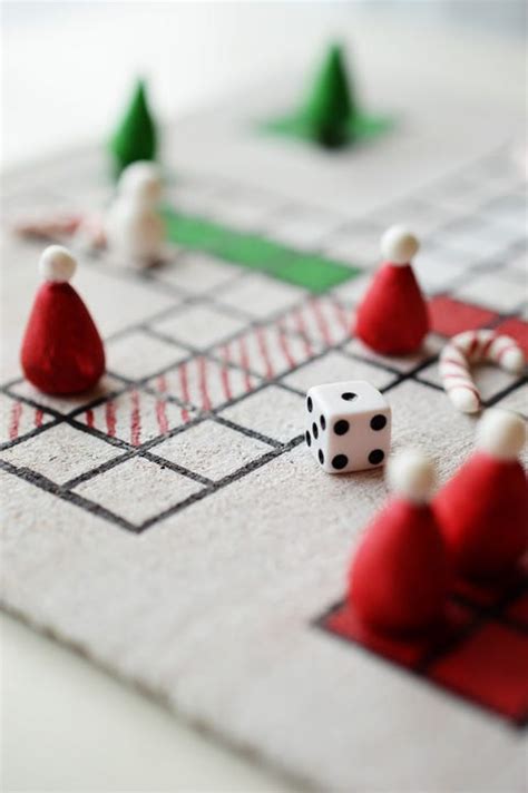 47 Best Family Christmas Games - Activities & Games for Kids and Adults