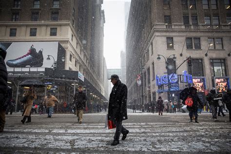 Massive Snowstorm Slams The Northeast Abc News