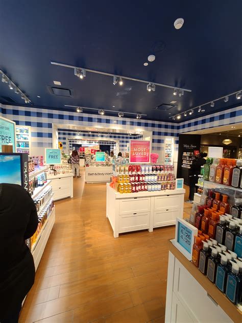 BATH & BODY WORKS - 200 Baychester Ave, Bronx NY - Hours, Directions