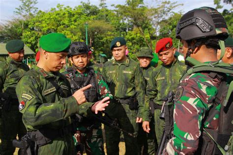 Prajurit Yonif Enk Penugasan Ke Intan Jaya Pojok Papua