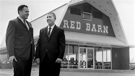 Red Barn Hq Was Once In Rochester Ny What Happened To The Restaurant