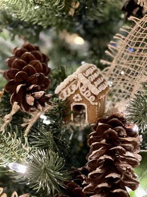 The BEST DIY Gingerbread House Ornaments - Feet Under My Table