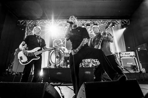 Sex Pistols Extend 2025 North American Tour AXS TV