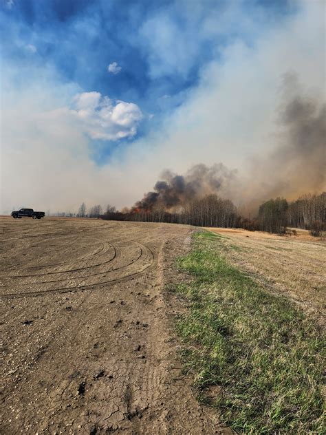 Crews Continue Fighting Wildfire Near Teepee Creek Valhalla Fire Now Listed As Being Held