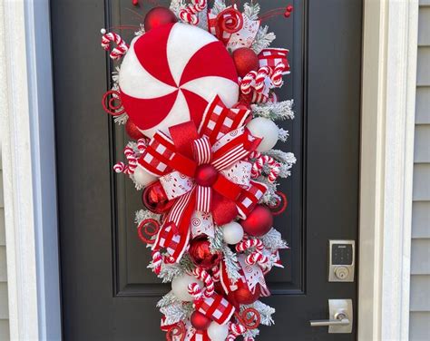 Large Red And White Peppermint Christmas Wreath Swag Candy Cane Wreath