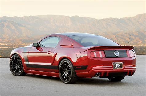 2010 Ford Mustang - Information and photos - MOMENTcar