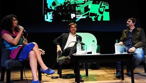 Kicillof Y Felipe Pigna En Una Amena Charla De Historia En El Teatro