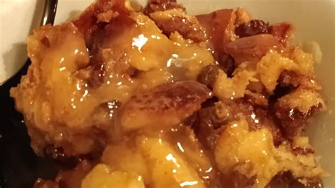 🔥new Orleans Bread Pudding With Rum Sauce 🔥 Treat Of The Week Youtube